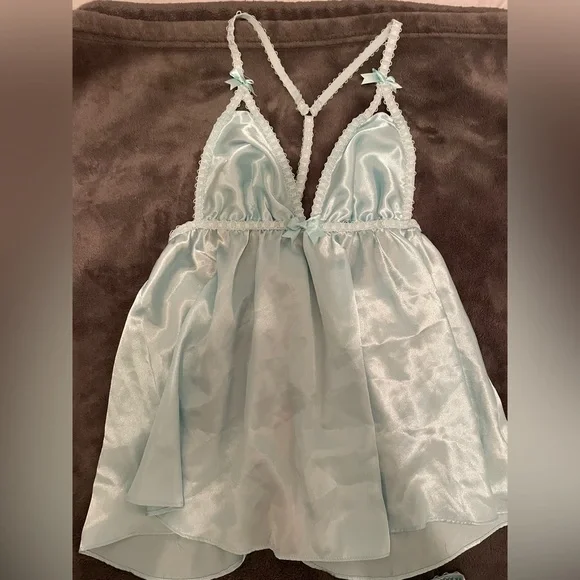 Betsey Johnson Lingerie 2 Piece Set - Picture 5 of 7